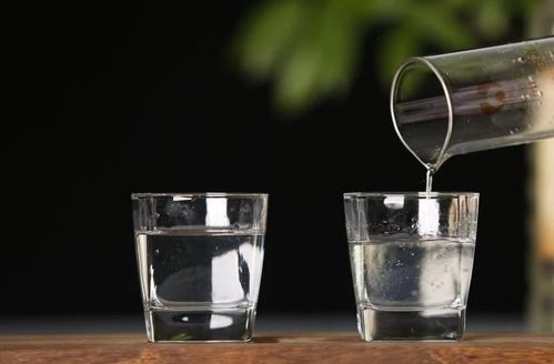 酒水營(yíng)銷(xiāo)丨高峰期如何高效售酒？掌握這些實(shí)戰(zhàn)技巧，業(yè)績(jī)翻倍不是夢(mèng)